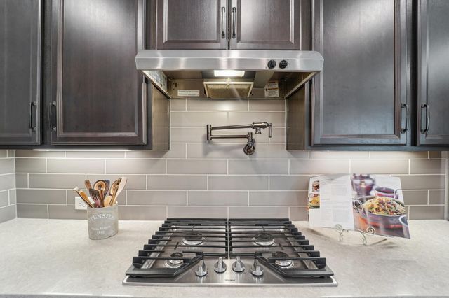 13710 Nubenbrook Lake Drive, Houston, TX 77044