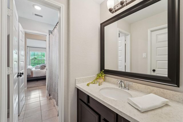 13710 Nubenbrook Lake Drive, Houston, TX 77044