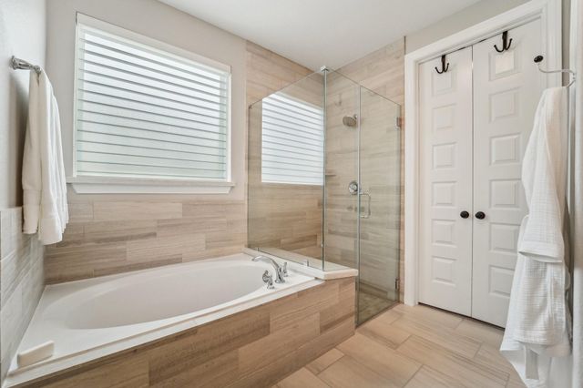 13710 Nubenbrook Lake Drive, Houston, TX 77044