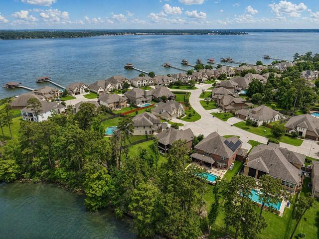 13710 Nubenbrook Lake Drive, Houston, TX 77044