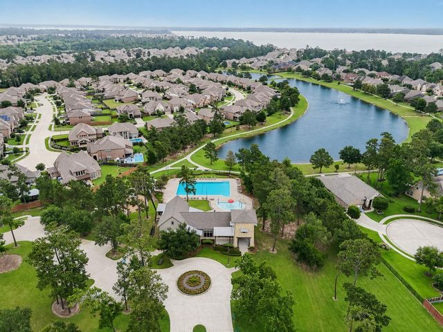 13710 Nubenbrook Lake Drive, Houston, TX 77044