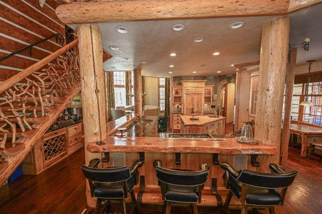 42433 Pinnacle Lane, Shaver Lake, CA 93664