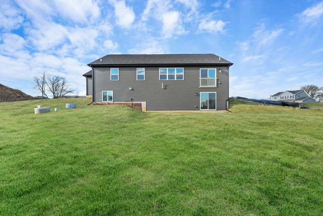 10438 Stone Barn Drive, Milton, WI 53563