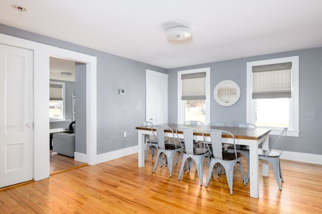 188 Princeton St, Holden, MA 01520