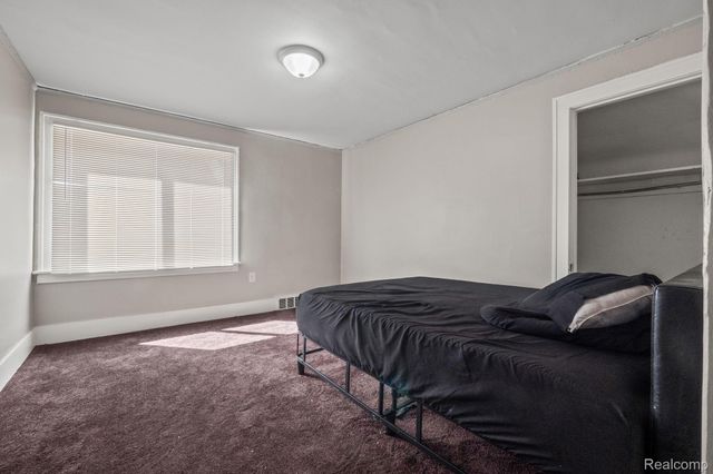 36 W GREENDALE, Detroit, MI 48203