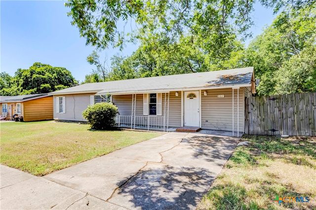 907 Curry Avenue, Copperas Cove, TX 76522