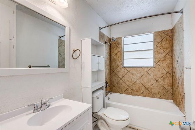 907 Curry Avenue, Copperas Cove, TX 76522