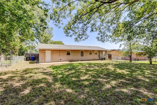 907 Curry Avenue, Copperas Cove, TX 76522