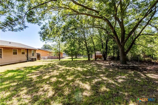 907 Curry Avenue, Copperas Cove, TX 76522