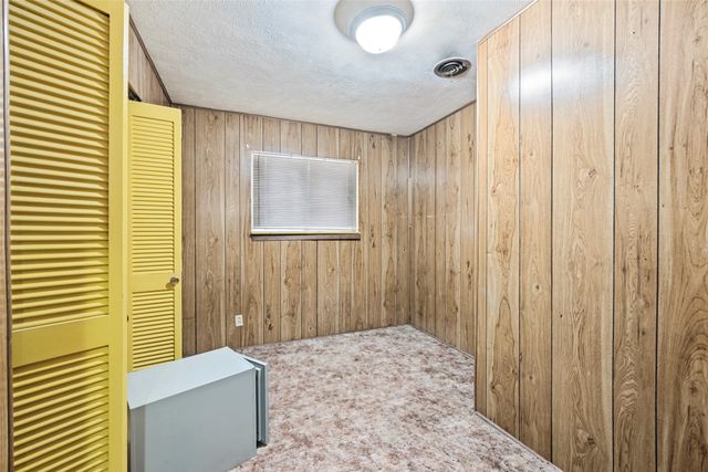 5213 Bonnie Wayne Street, Haltom City, TX 76117
