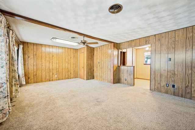 5213 Bonnie Wayne Street, Haltom City, TX 76117