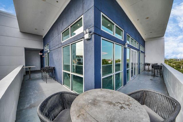 5455 Richmond Street 2062, Houston, TX 77056