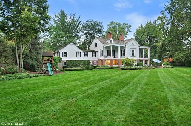 62 Woodley Road, Winnetka, IL 60093