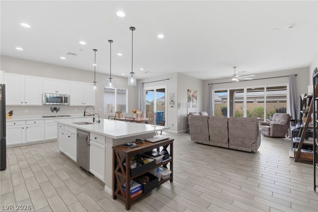 5120 Olive Leaf Court, Las Vegas, NV 89130