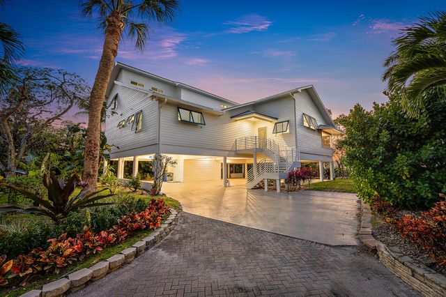 9176 SE River Terrace, Jupiter, FL 33469