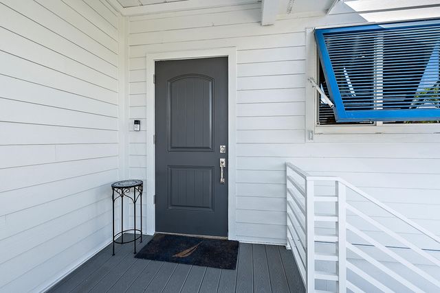 9176 SE River Terrace, Jupiter, FL 33469