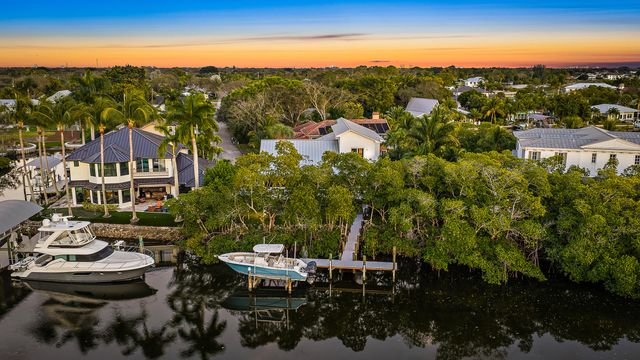 9176 SE River Terrace, Jupiter, FL 33469