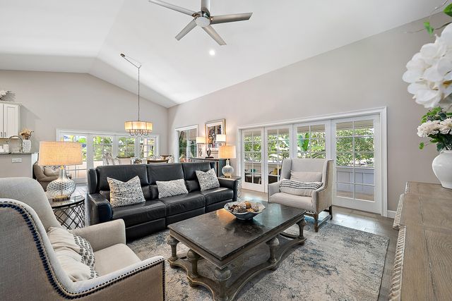 9176 SE River Terrace, Jupiter, FL 33469