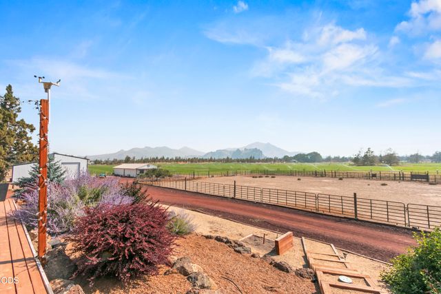 8450 NE 1st Street, Terrebonne, OR 97760