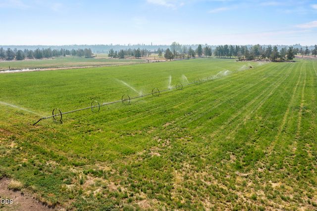 8450 NE 1st Street, Terrebonne, OR 97760