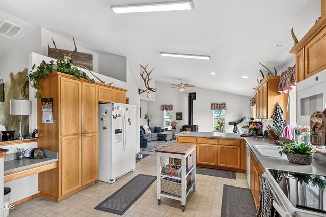 8450 NE 1st Street, Terrebonne, OR 97760