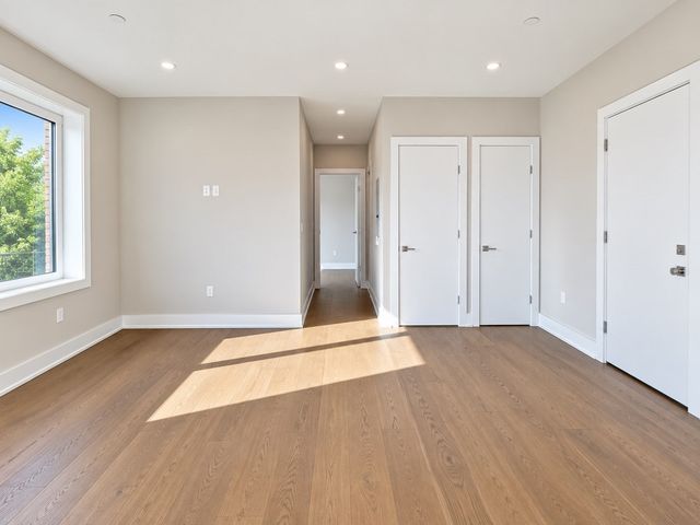 804 East 7th Street 307, Boston, MA 02127