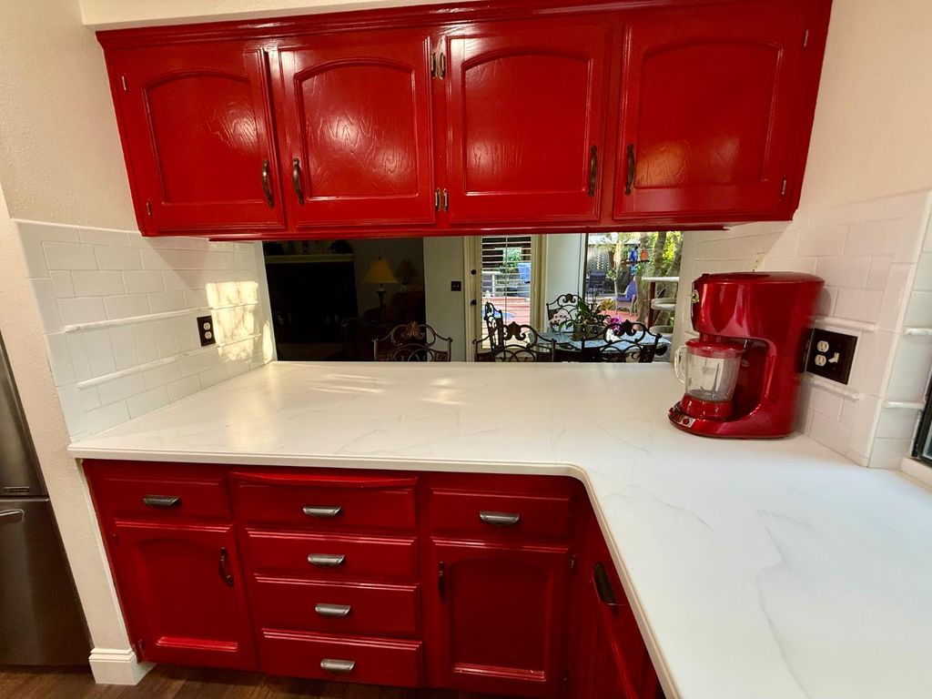 Image 13 of property listing at 2555 W Bluff Avenue # 142, Fresno, CA 93711