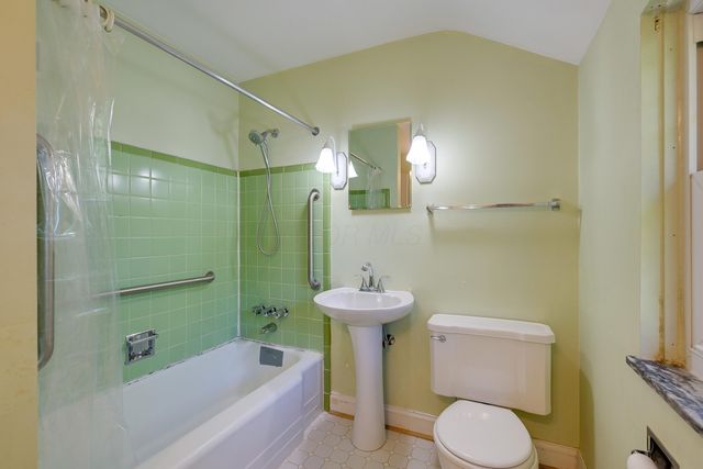 1853 Ashland Avenue, Columbus, OH 43212