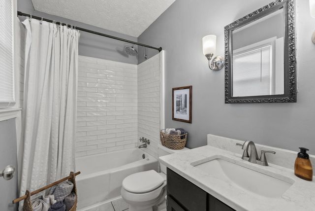 512 Pocahontas Trail, Georgetown, KY 40324