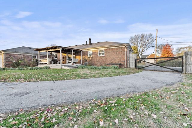 512 Pocahontas Trail, Georgetown, KY 40324