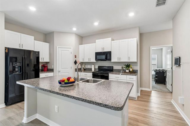 6307 SPRING CRAYFISH AVENUE, New Port Richey, FL 34653