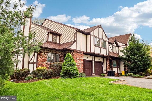 1 BALAMOR LN, Ewing, NJ 08628