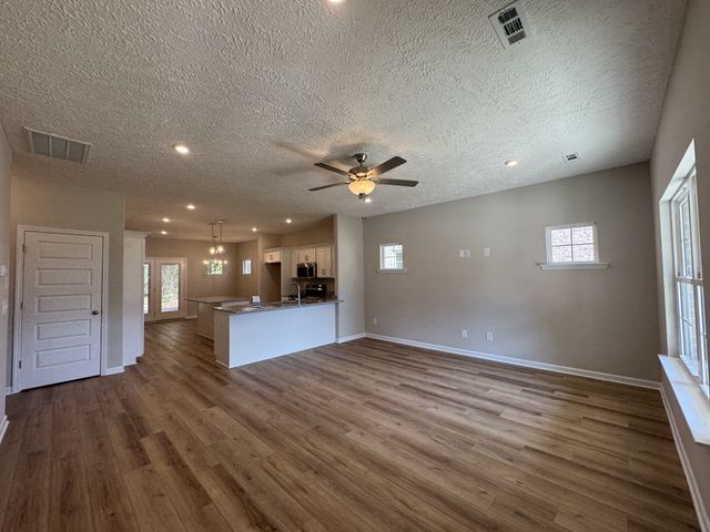 57 Laurel View St, Manchester, TN 37355