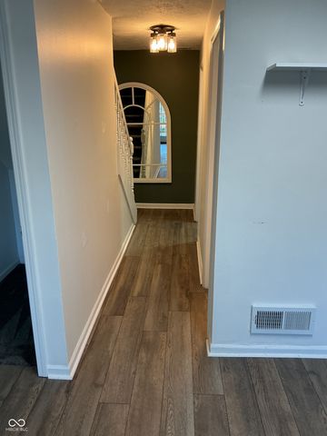 6048 Southbay Drive, Indianapolis, IN 46250