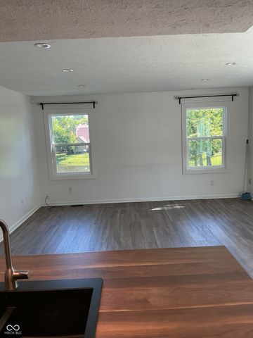 6048 Southbay Drive, Indianapolis, IN 46250