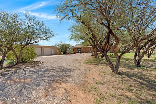 8264 E DAKOTA Road, Hereford, AZ 85615