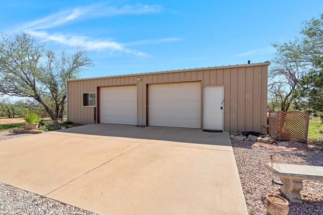 8264 E DAKOTA Road, Hereford, AZ 85615