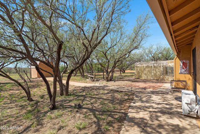 8264 E DAKOTA Road, Hereford, AZ 85615