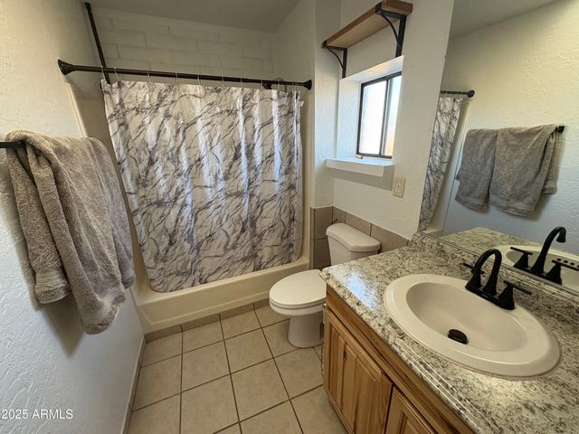 8264 E DAKOTA Road, Hereford, AZ 85615