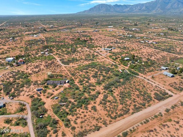 8264 E DAKOTA Road, Hereford, AZ 85615