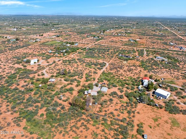 8264 E DAKOTA Road, Hereford, AZ 85615