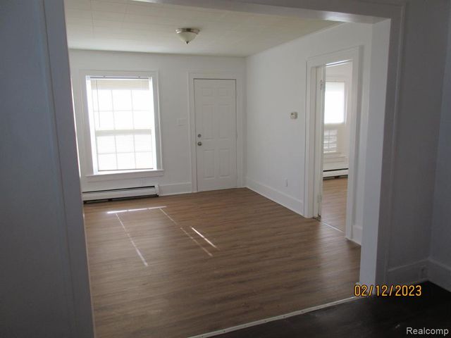 7283 Ford Avenue, Warren, MI 48091