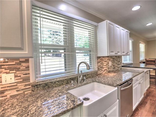 393 Hilderbrand Drive, Sandy Springs, GA 30328