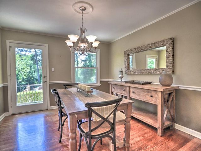 393 Hilderbrand Drive, Sandy Springs, GA 30328