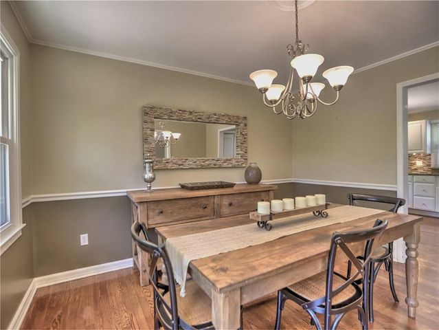 393 Hilderbrand Drive, Sandy Springs, GA 30328