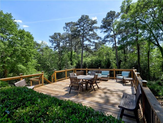 393 Hilderbrand Drive, Sandy Springs, GA 30328
