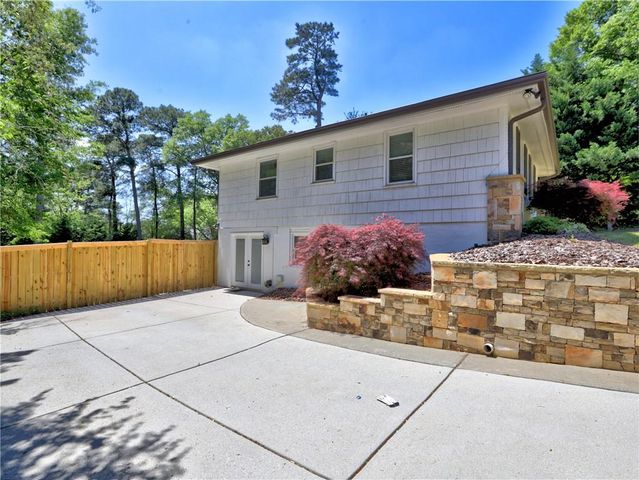 393 Hilderbrand Drive, Sandy Springs, GA 30328