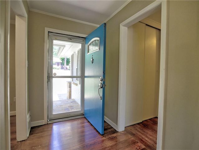393 Hilderbrand Drive, Sandy Springs, GA 30328