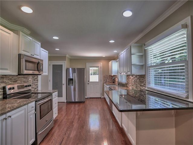393 Hilderbrand Drive, Sandy Springs, GA 30328