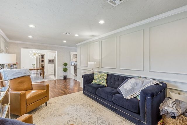 623 E 27th Street, Edmond, OK 73013